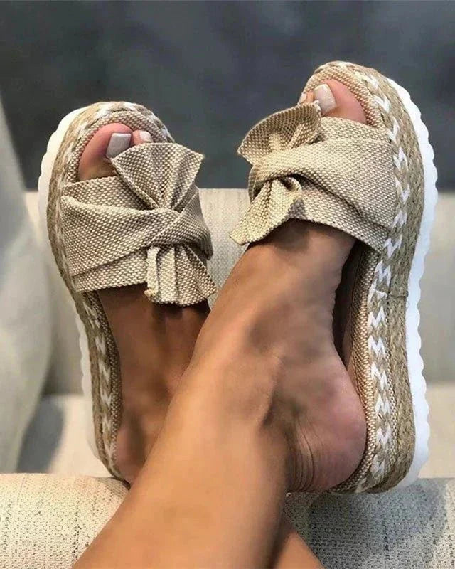 Damen Sandalen mit offener Spitze und Plateaukeilsohle